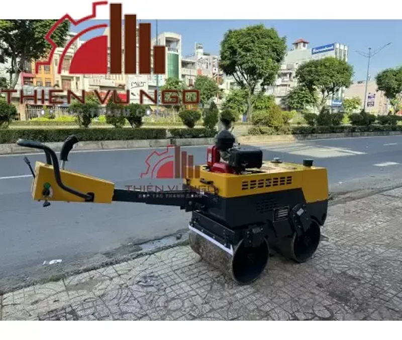 Walk-behind roller