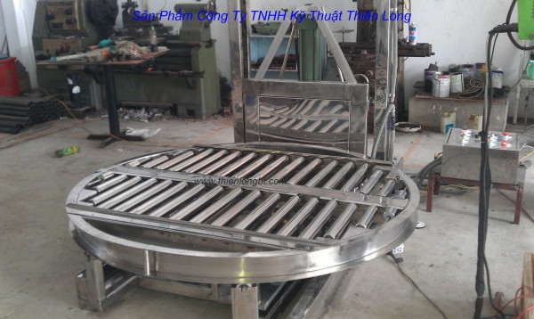 Lifting conveyor