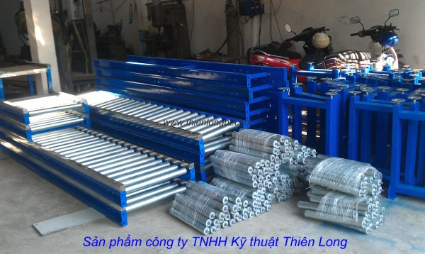 Roller conveyor