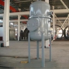 Gas accumulator tank