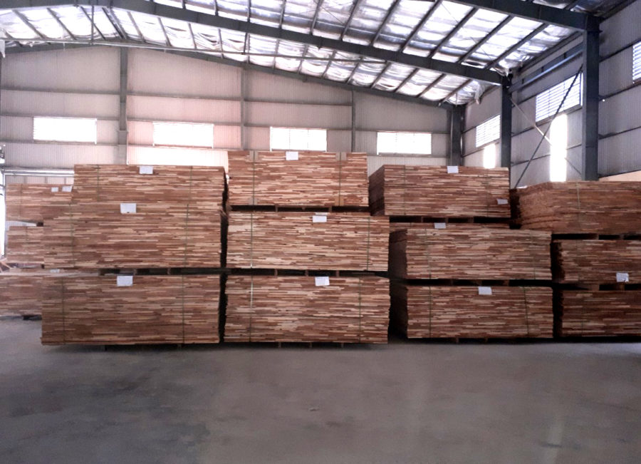 Dried sawn timber