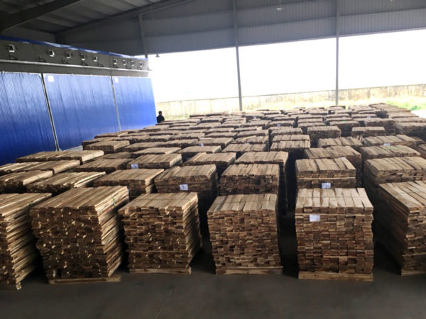 Dried sawn timber