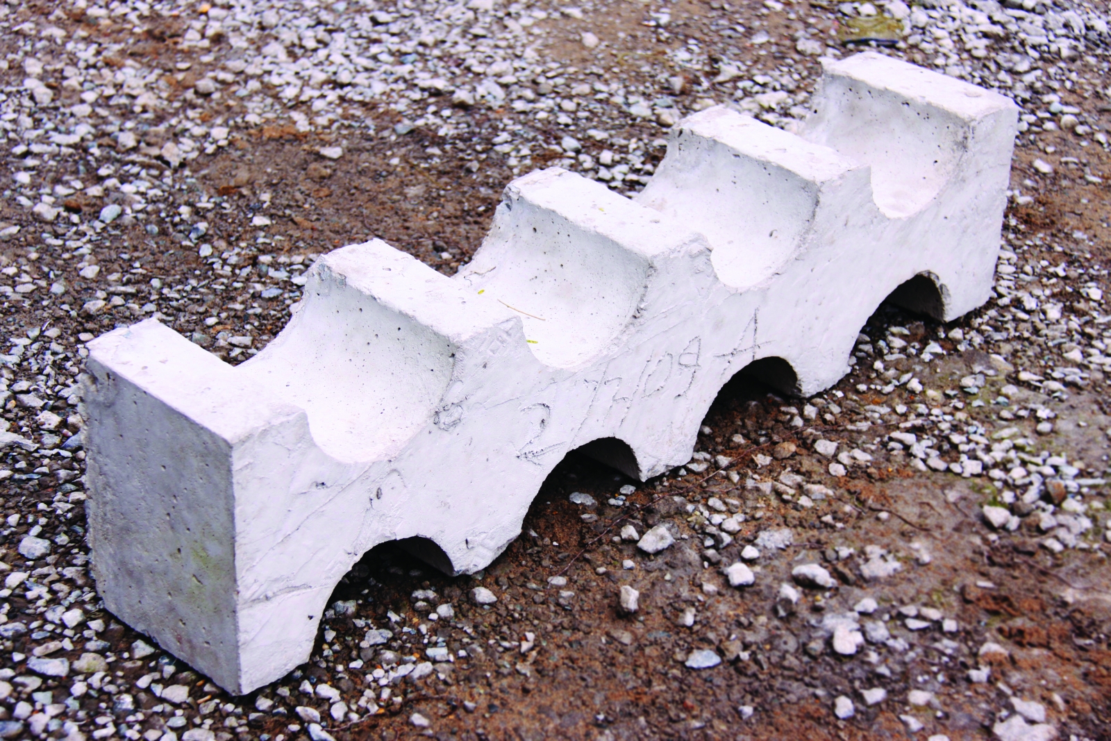 Concrete spacer