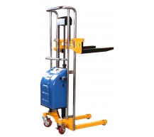 Semi automatic electric forklift