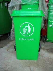 Platics Wastebaskets