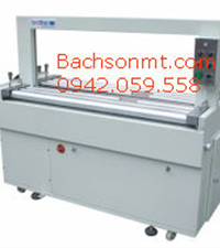 Strapping machine