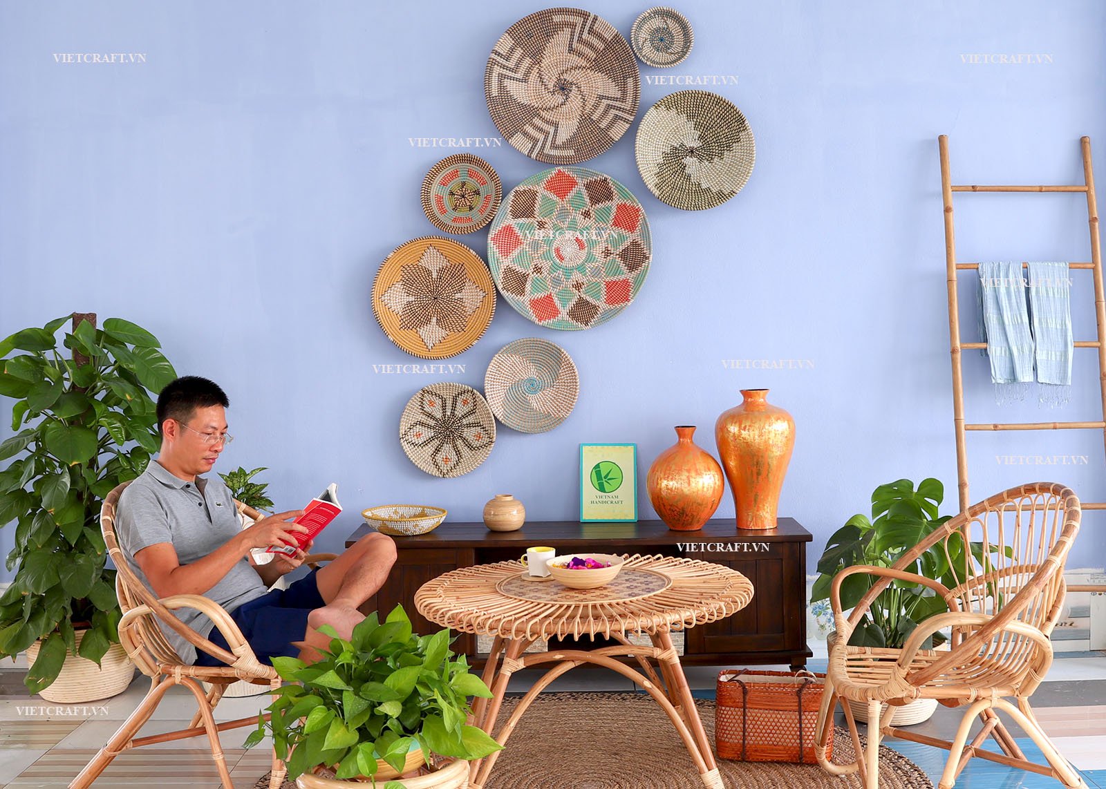Bamboo wall basket