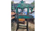 Hydraulic press machine