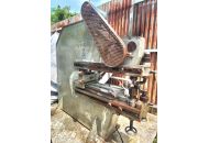 Punching machine