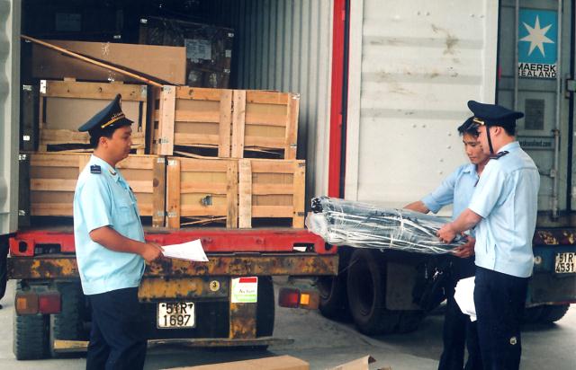 Customs service
