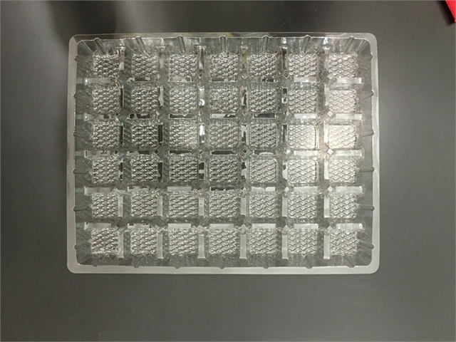 Vacuum formed plastic tray
