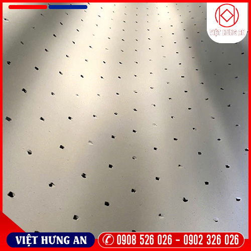Perforated kraft paper