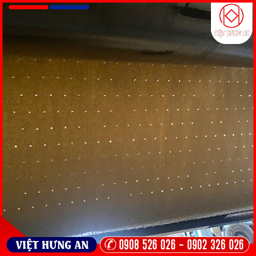 Perforated kraft paper