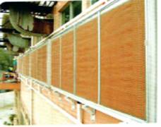 Cooling system with cooling pads
