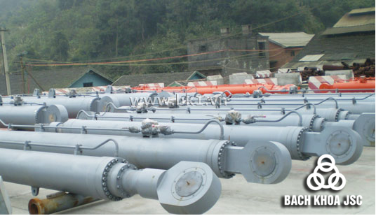 Hydraulic cylinder