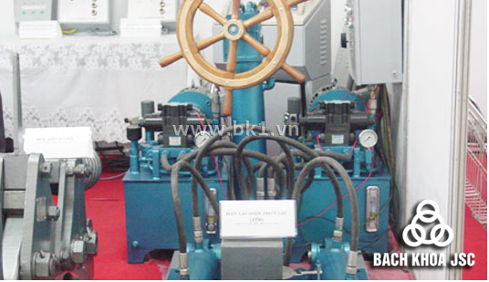 Hydraulic steering gear