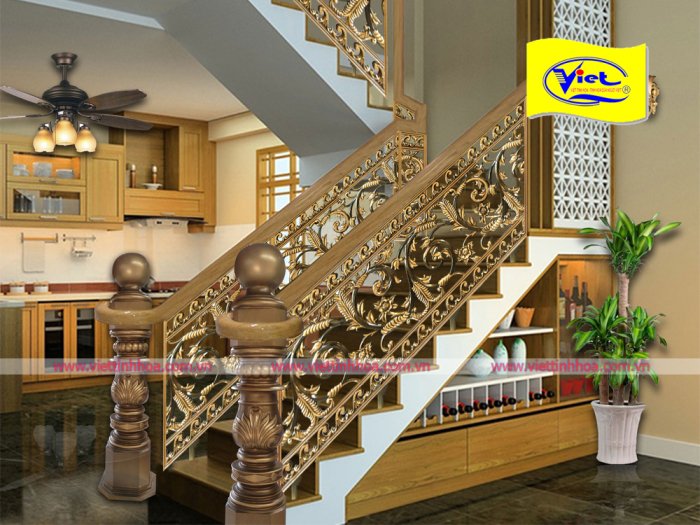 Villa Cast Aluminum Staircase