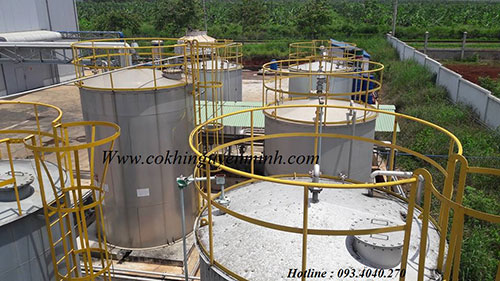 Cooking oil storage tank