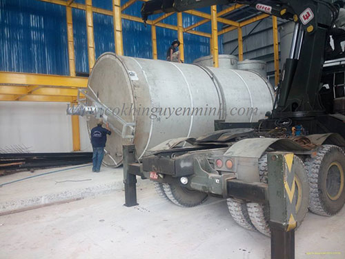 Mixing tank