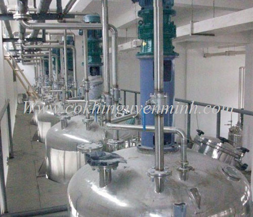 Mixing tank