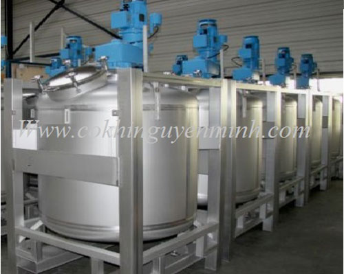Stainless steel mixing tank