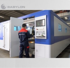 2000W Laser cutting machine