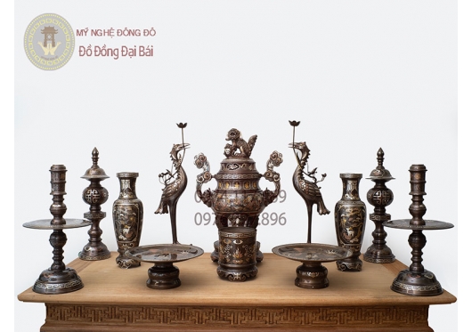 Bronze incense burner