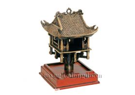 Bronze Chua Mot Cot statue