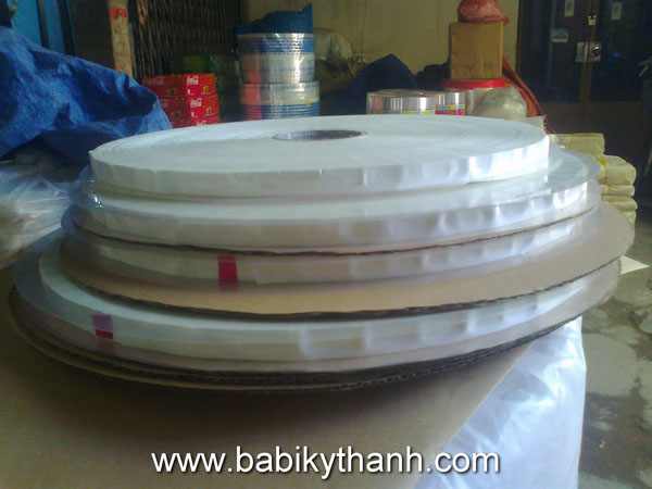 Adhensive tape