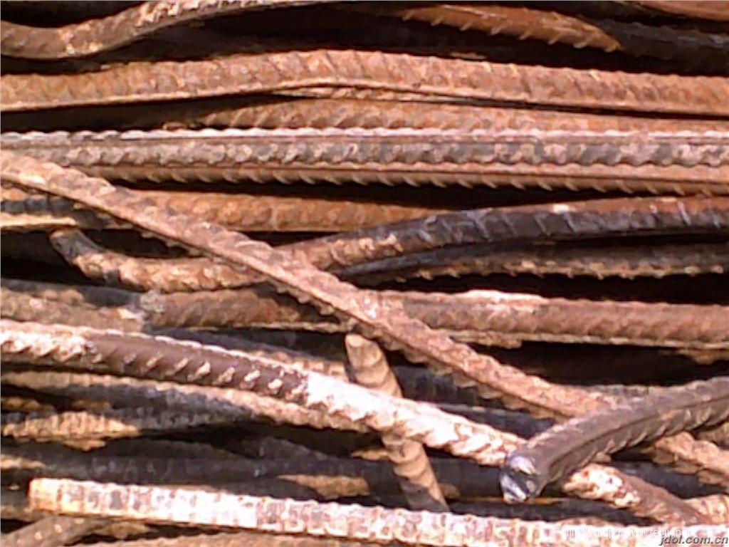 Iron pipe scrap