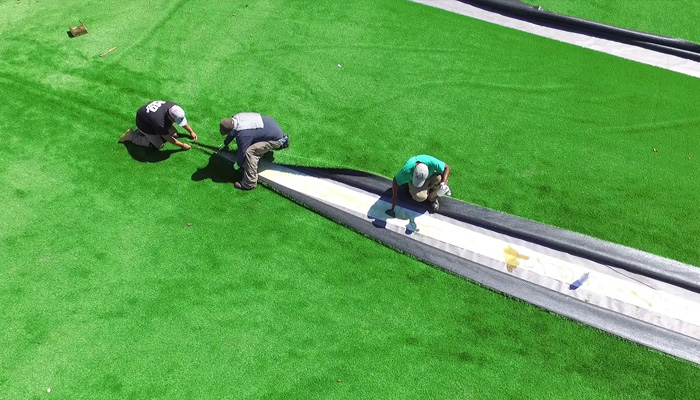 Installation of artificial grass