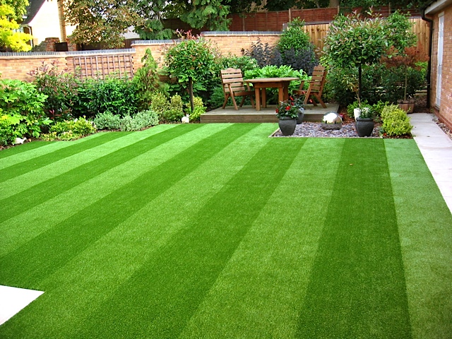 Installation of artificial grass