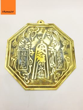 Feng shui mirror