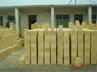 High aluminum bricks