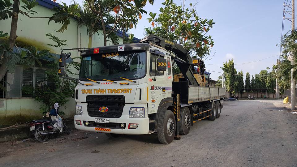 Crane rental service