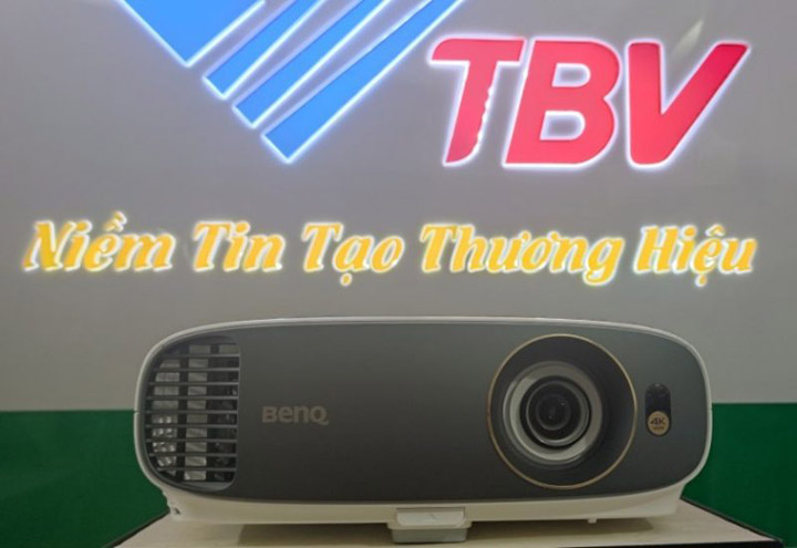 BenQ HT2550M 4K Projector
