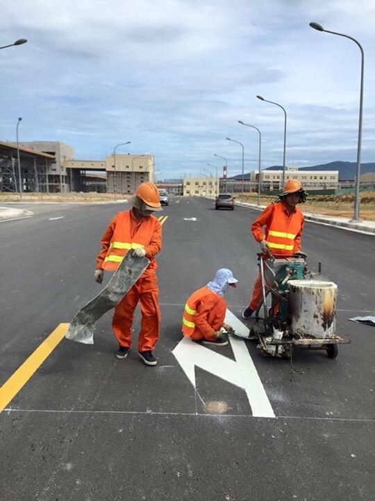 Road line marking service