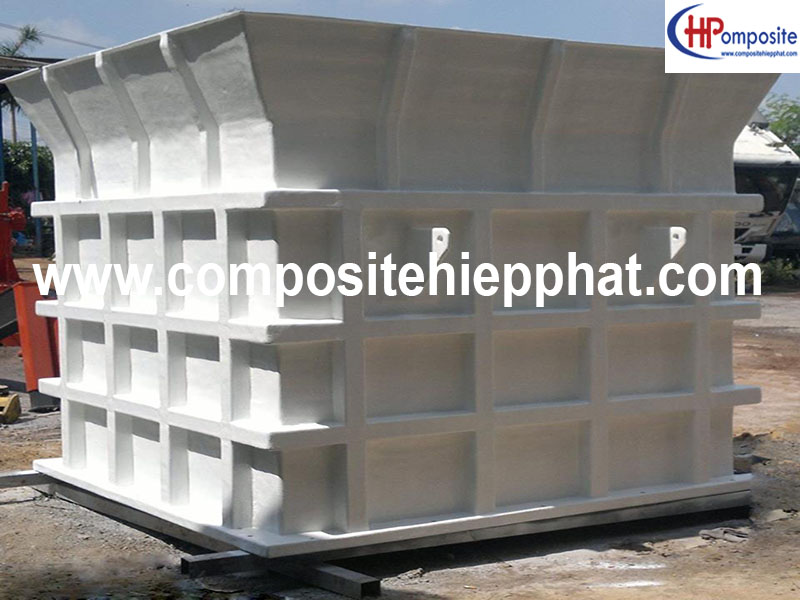 Composite tank