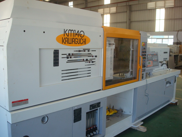 Kawaguchi plastic injection machine