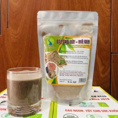 Black sesame brown rice flour