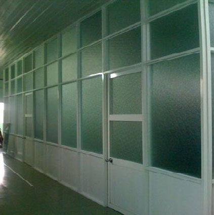 Aluminium glass room partition
