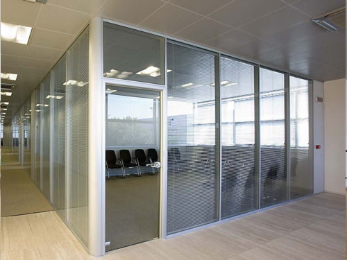 Aluminium glass room partition