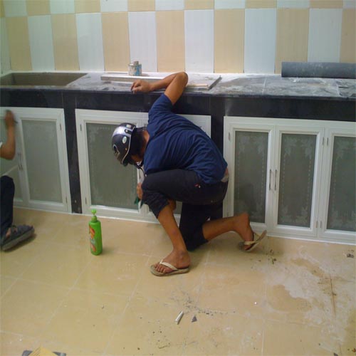 Installation of glass aluminum