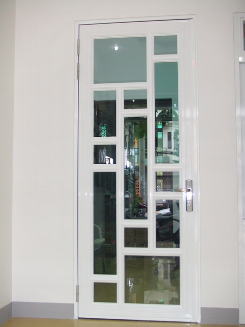 Aluminum glass door
