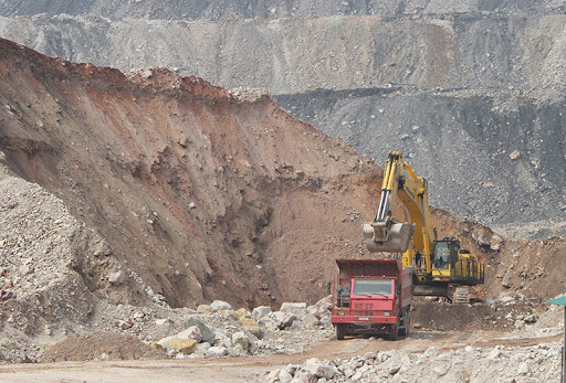 Collection, transportation and treatment of waste sand