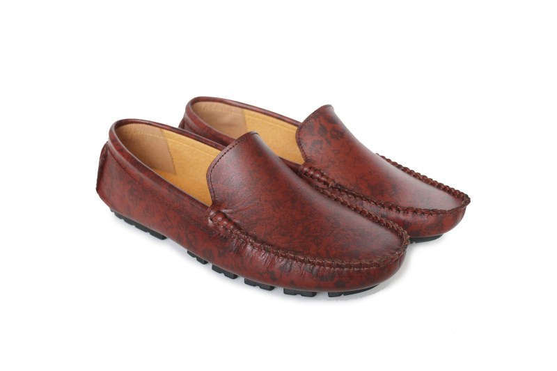 Male footwears