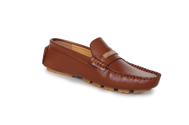 Male footwears