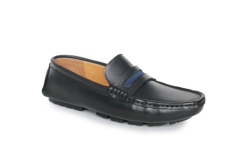Male footwears