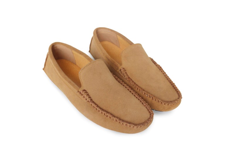 Male footwears