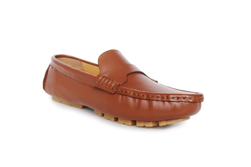 Male footwears